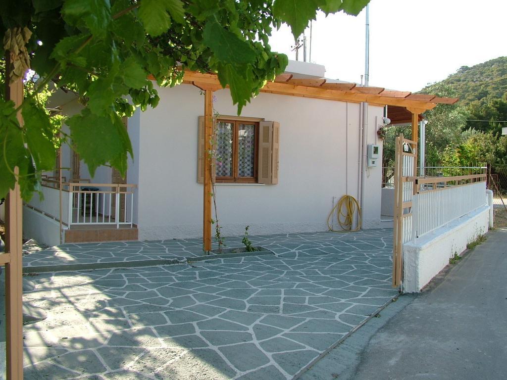 George'S Apartment Agia Marina  Camera foto