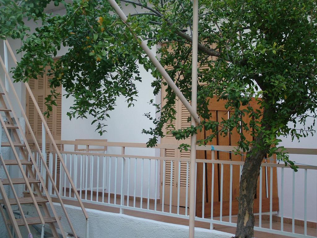 George'S Apartment Agia Marina  Camera foto